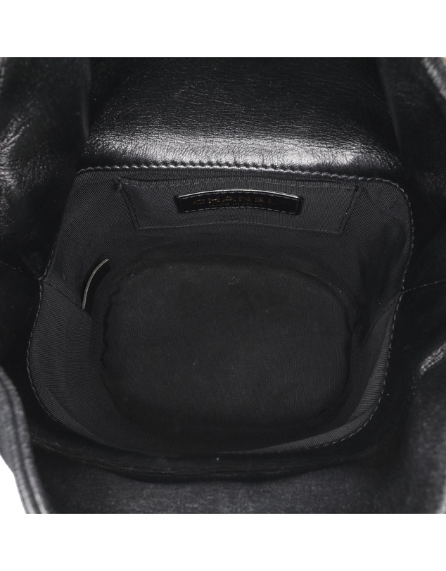 Pre-Loved by Azura Reborn - Pre-Loved chanel Quilted Leather Bucket Bag