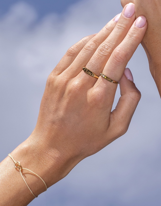Elli Jewelry - SUN Signet Ring in Gold-Plated 925 Sterling Silver