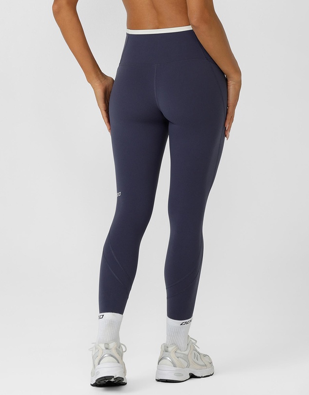 Lorna Jane - Half Time 2 Pocket Ankle Biter Leggings