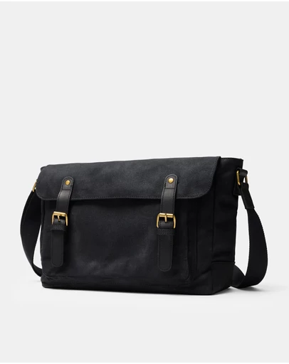 UNISON - Leo Satchel