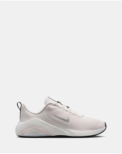Nike - Bella 7 - Women's