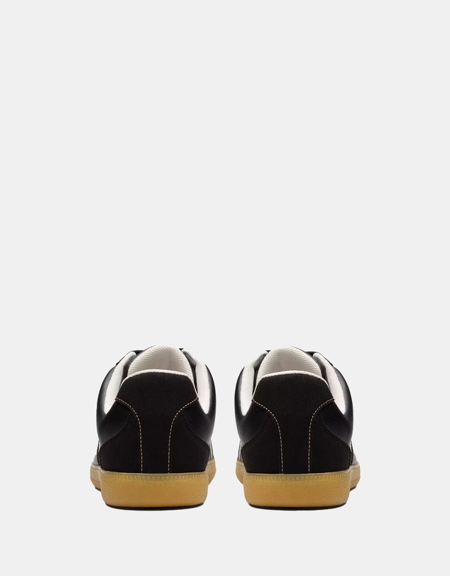 Clarks - Nykole Step Black