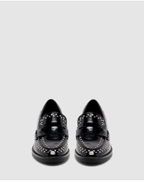 Nine West - Yums