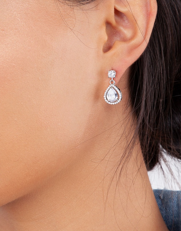 Lovisa - Mini Pear Drop Earring