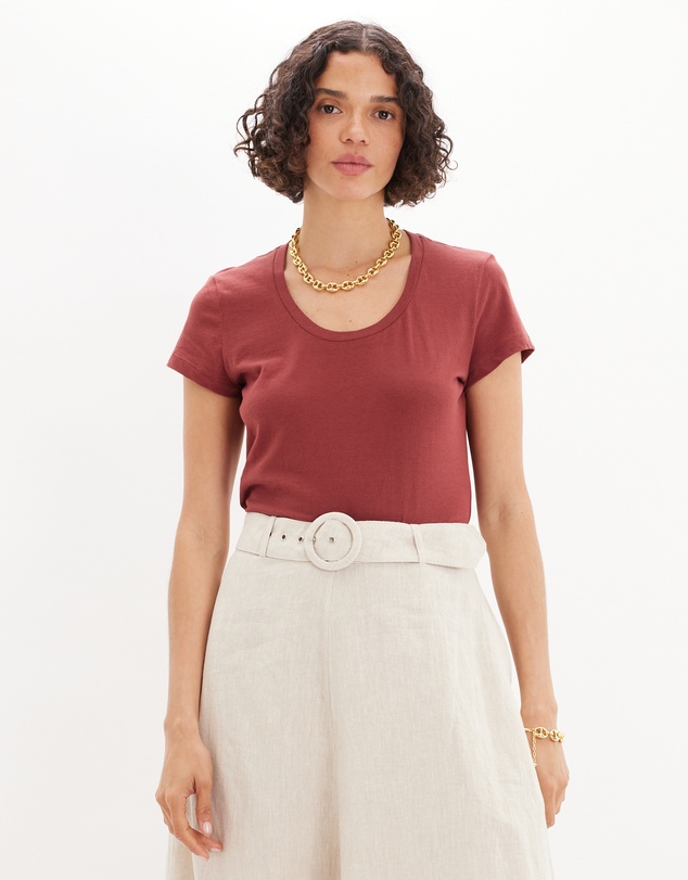 Amelius - Azalea Crew Neck Tee