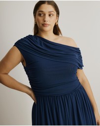 Atmos&Here Curvy - Winnie Off Shoulder Mesh Maxi Dress