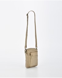 Cobb & Co - Booral Soft Leather Crossbody
