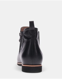 Mia Vita - Ryder Boot - Black