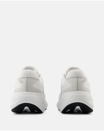 New Balance - Fresh Foam X 880v15 - Women's