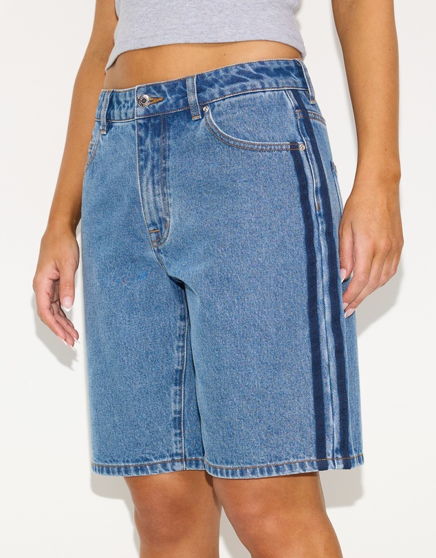 Dazie - Arezzo Relaxed Boyfriend Shorts