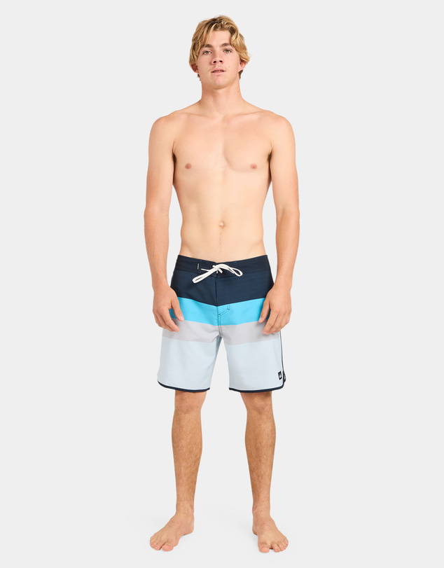 Quiksilver - Mens Surfsilk Scallop 18