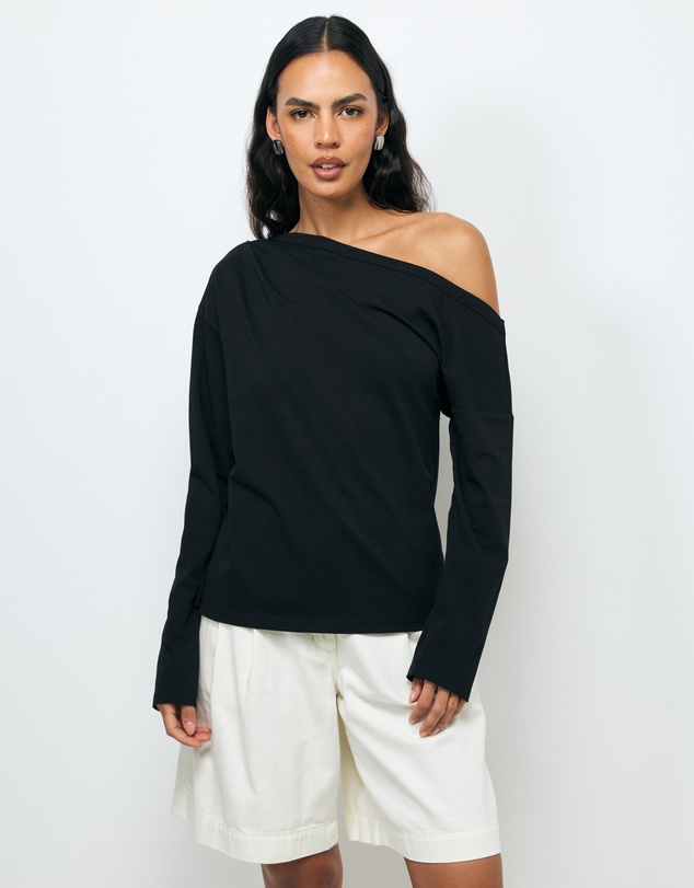 AERE - Caia Off Shoulder Long Sleeve T-Shirt