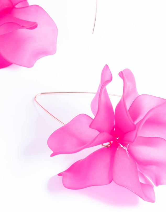 Lovisa - Fuchsia Frosted Flower Drop Earrings