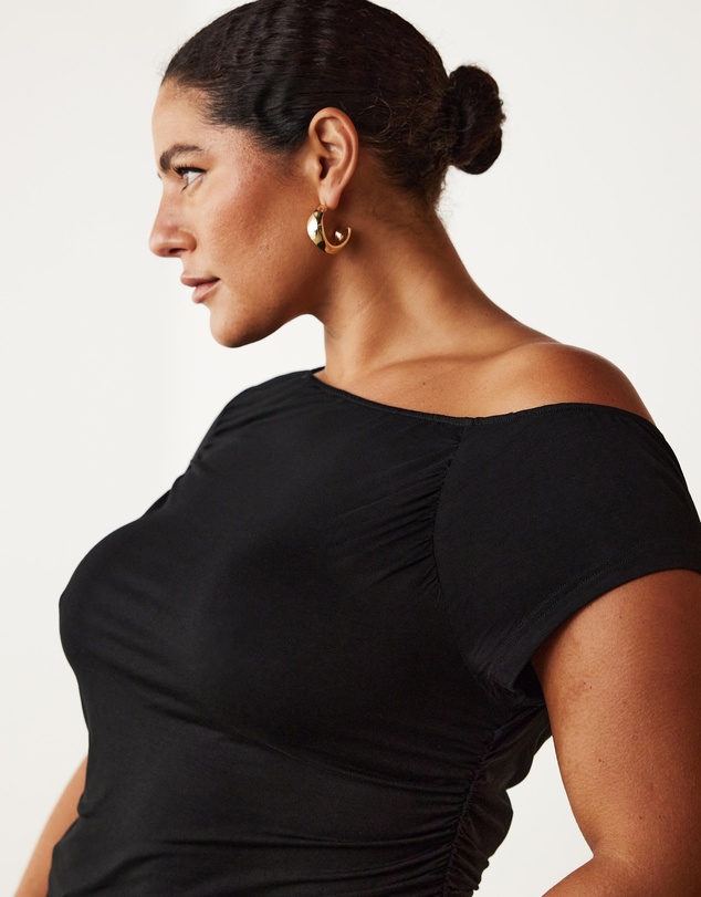 Atmos&Here Curvy - Off Shoulder Tank