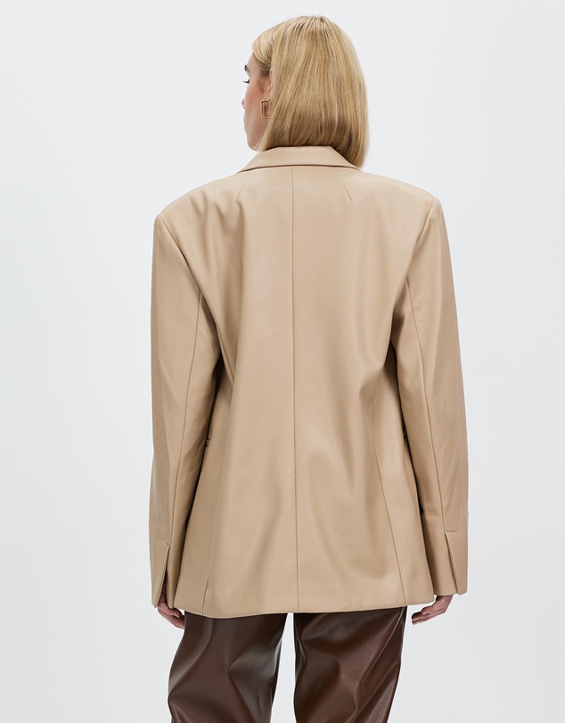 Grace Willow - Tommy Blazer