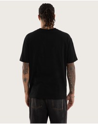 Kiss Chacey - Bedlam Box fit Tee