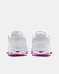 Nike - Reax 8 TR - Women's