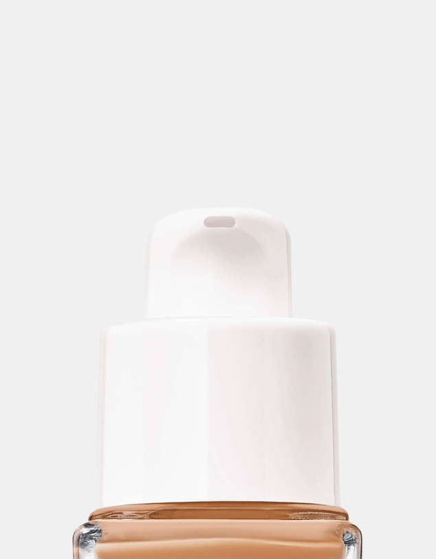 Lancome - Teint Idole Ultra Wear Care Glow Foundation