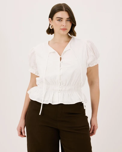 Atmos&Here Curvy - Short Sleeve Embroidered Top