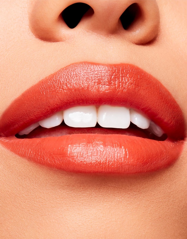 MAC - Velvet Blur Slim Stick Lipstick