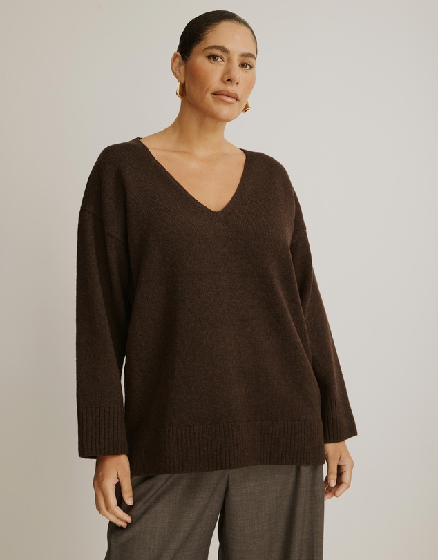 Atmos&Here Curvy - Teo V Neck Knit Jumper