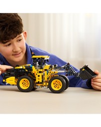 LEGO - 42209 Volvo L120 Electric Wheel Loader