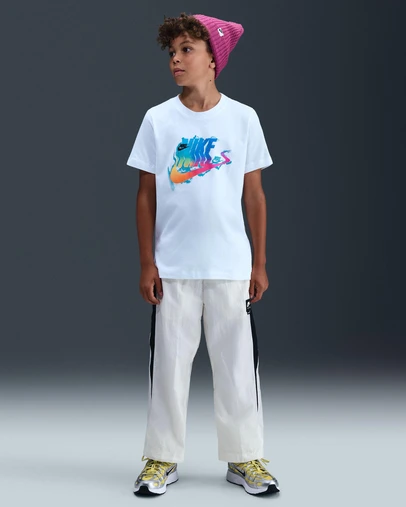 Nike - Nike Sportswear T-Shirt - Teens