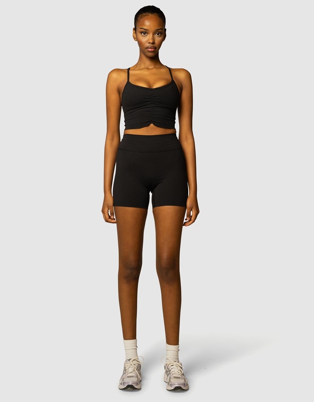437 - The Essentials Shorts
