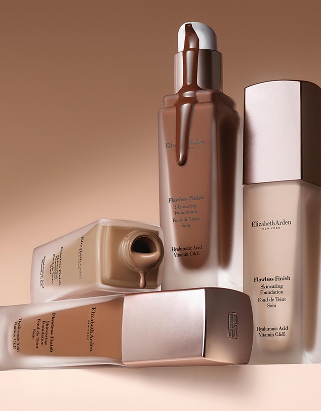 Elizabeth Arden - Flawless Finish Skincaring Foundation