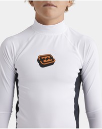 Billabong - Boys 8 to 16 Boys Spec 73 Long Sleeve Rash Vest