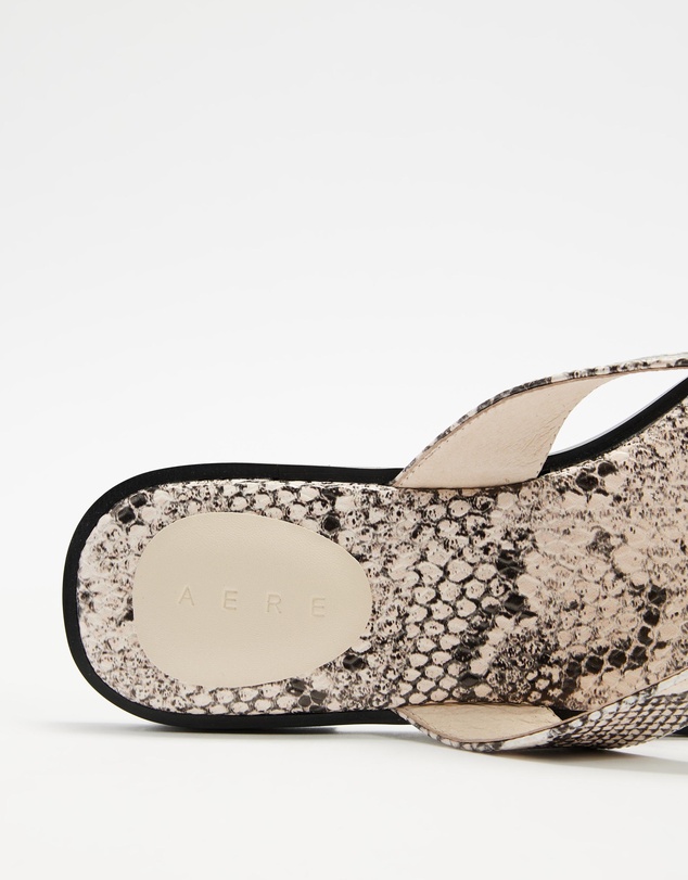 AERE - Flat Leather Thongs