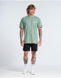 Vacancy Co - Life on the Rocks Tee