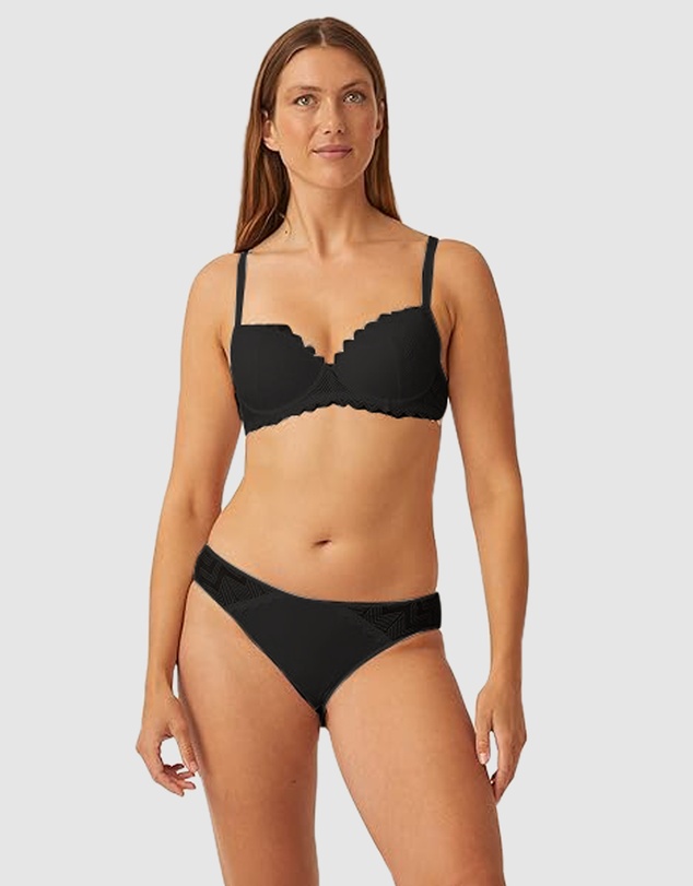 Naturana - Underwire Padded Zig Zag Lace Bra