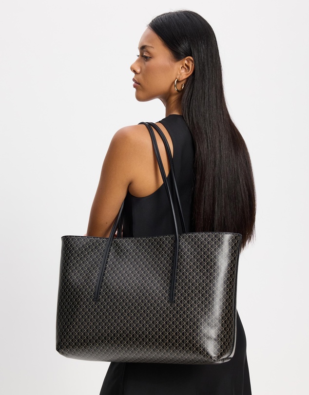 Calvin Klein - Emblem Aop Tote W/ Pouch