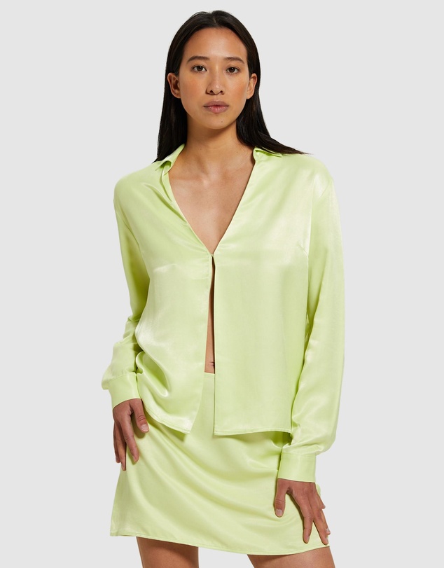 Alice In The Eve - Erin Silky Plunge Shirt