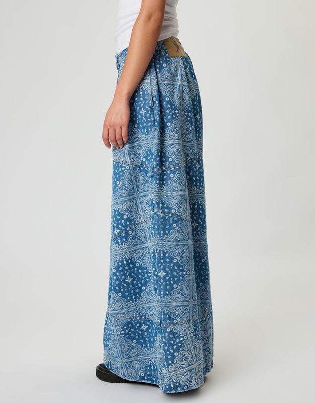 ONE TEASPOON - Daddios Low Waist Super Wide Leg Denim Jeans - Aegean Paisley Blue