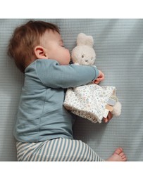 Miffy - Cuddle Cloth: Lucky Leaves