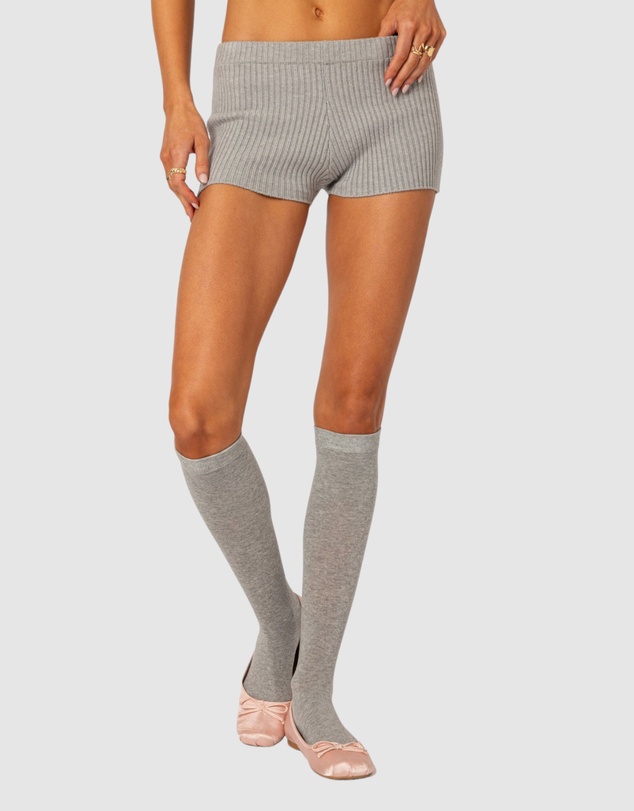 EDIKTED - Bow Time Knit Micro Shorts