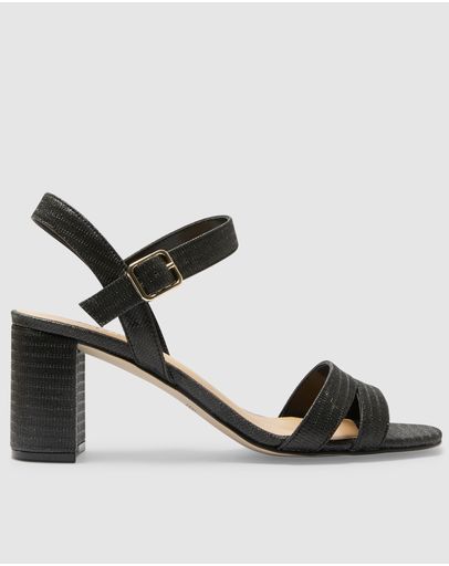 BLACK FABRIC