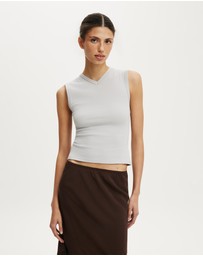Cotton On - 90S V Neck Tank