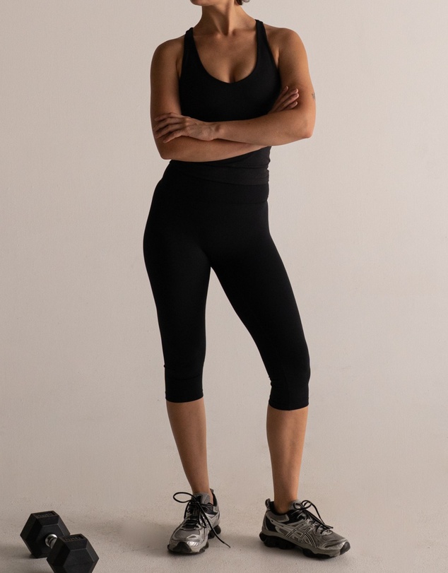 HyperLuxe The Label - Shape Capri Legging