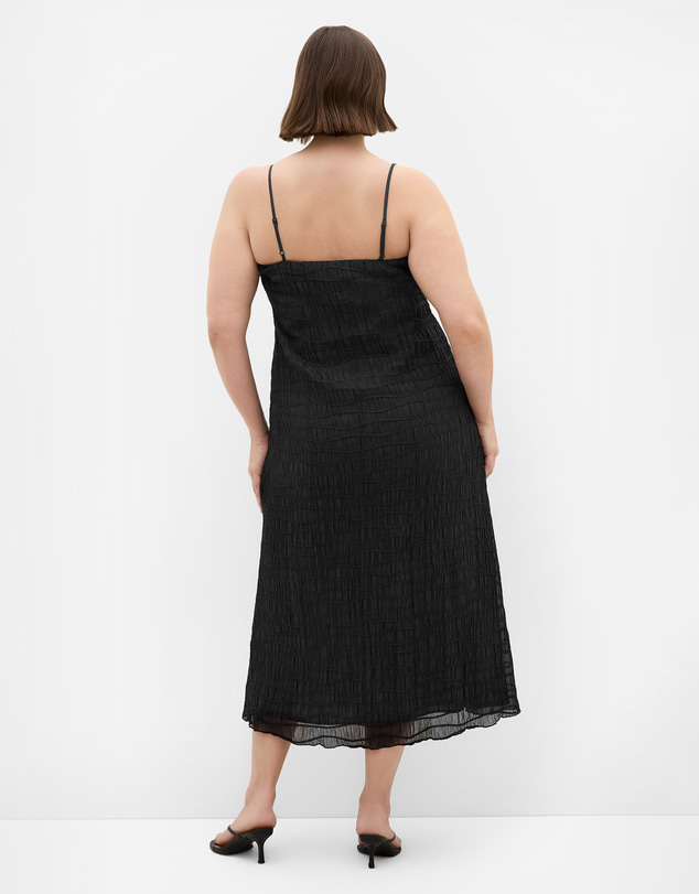 City Chic - Plus size Clarissa Strappy Shirred Maxi Dress - black