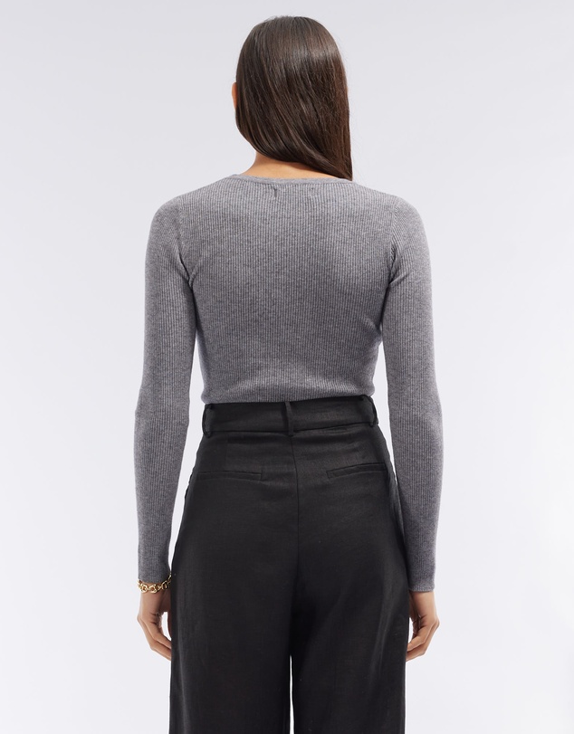 Amelius - Afina Long Sleeve Knit Top