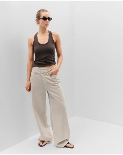 UNISON - Relaxed Asymmetric Jean