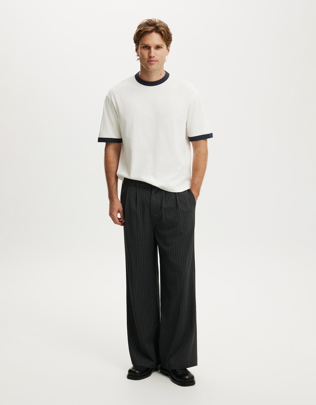 Cotton On - Super Baggy Pleated Pant