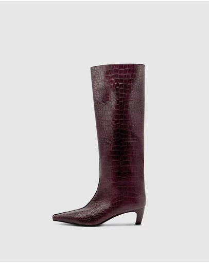 Brie Leon - Gwen Boot