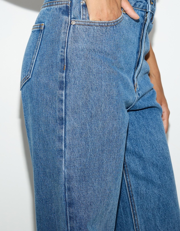 Dazie - Paris High Waisted Straight Leg Denim Jeans