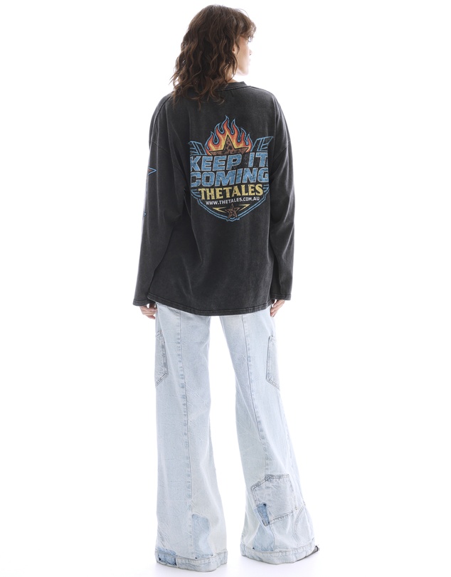 THE TALES - Heart Back Lace Long Sleeve Tee