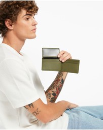 Status Anxiety - Jonah Wallet