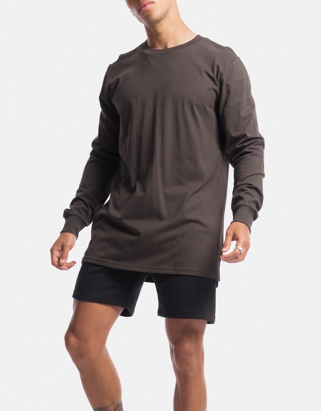 Vacancy Co - Vacant Long Sleeve Tee